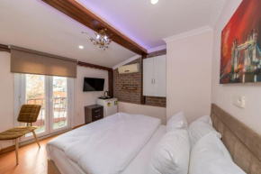 Taksim City Suit